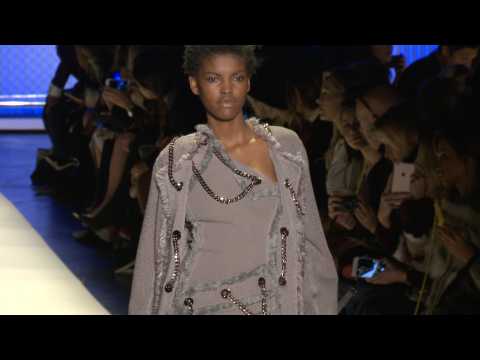 Hervé Léger by Max Azria- Fashion show - WOMEN'S collection Autumn-Winter 2016/17 in New York (with interview)