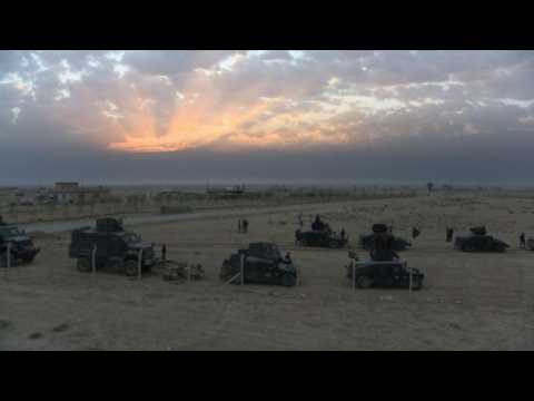 Advancing Iraqi forces near Mosul city limits