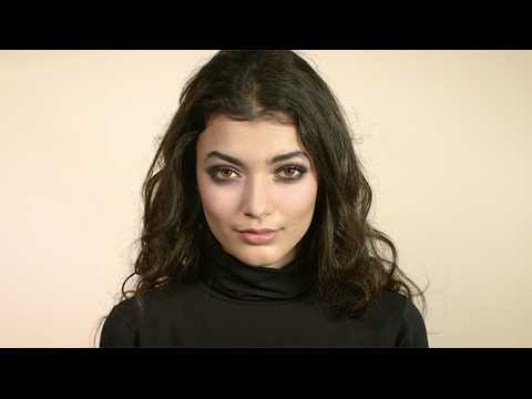 Smoky eye makeup for brown eyes