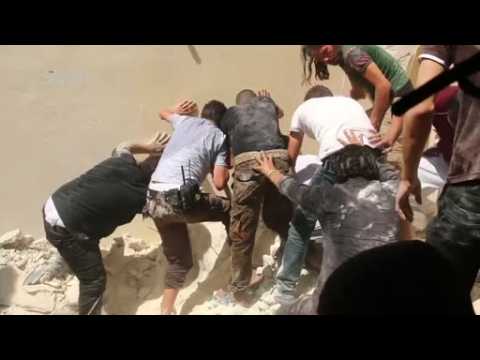 Heavy air strikes kill at least 28 people in Aleppo - Syrian Observatory