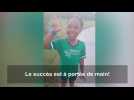 Watch video of L'enthousiasme De Jordin Phipps N'est Pas Passé Inaperçue. Filmée Par Sa Maman, Cette Petite Texane De Huit Ans <a Href="https://www.facebook.com/northtexas/videos/10154639891138701/" Target="_hplink">récite L'hymne De Son école Primaire</a> Avec Un Entrain Communicatif...au Point D'avoir Donné Des Idées à La North Texas University, Comme Vous Pouvez Le Découvrir <strong>dans La Vidéo En Tête De Cet Article.</strong> - Grâce à sa vidéo, cette petite fille est sûre d'aller à l'université - Label : Huffington Post -