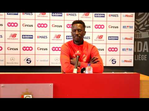 Mbaye Leye (Standard de Liège) avant le match face à Ostende, en ouverture des Playoffs 2