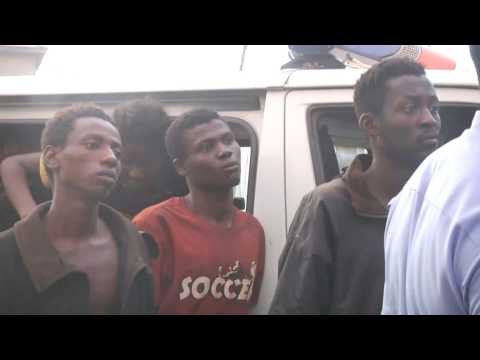 29 abducted Nigerian college students freed, arrive at police station