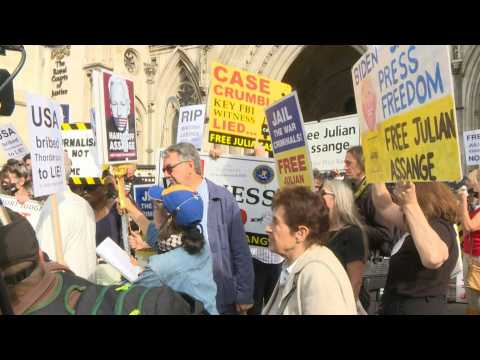 Assange supporters protest in London ahead of first hearing in extradition appeal