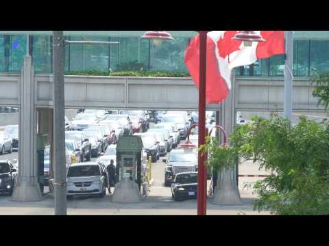 Canada welcomes vaccinated Americans across reopened border