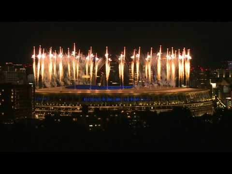 Tokyo 2020: Fireworks mark start of Olympics closing ceremony