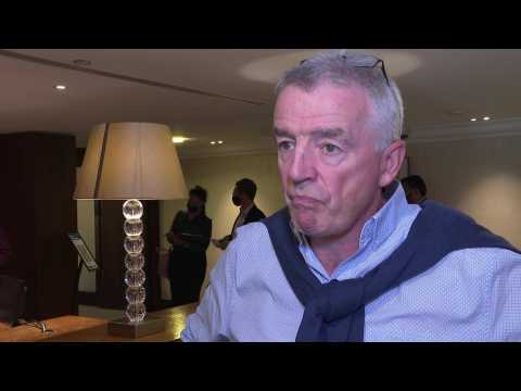 Ryanair returns to profit but faces 'difficult' winter: CEO