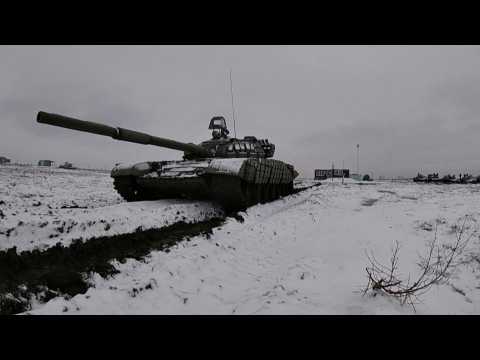 Russia holds military drills in the south, near Ukrainian border
