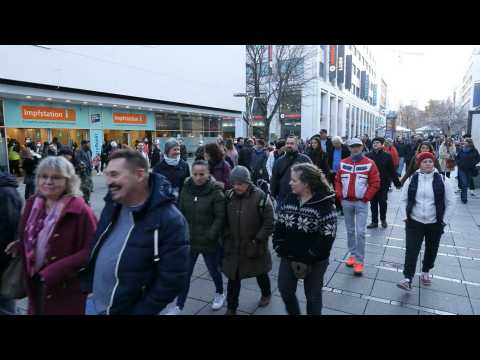 Arrests in Stuttgart as activists attempt anti-Covid protest