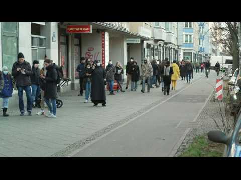 Berlin: people queue outside Covid-19 test center as Germany hits 100,000 daily cases