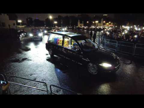 Queen Elizabeth II's coffin enters gates of Buckingham Palace
