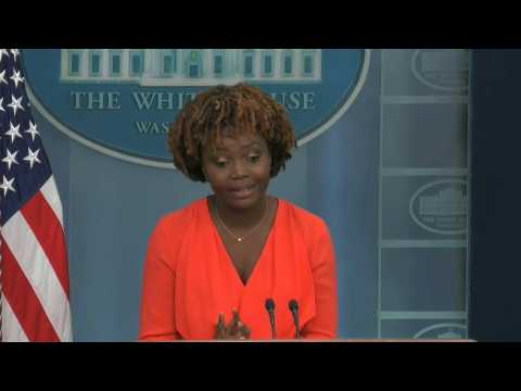 W.House calls Republican relocation of migrants 'shameful'