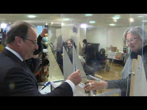 Former French President Francois Hollande votes in French presidential election