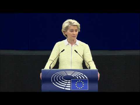 European Commission chief announces 'de-SWIFT' of Russia's Sberbank