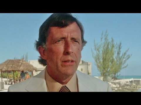 Le Jour du dauphin - Extrait 1 - VO - (1973)