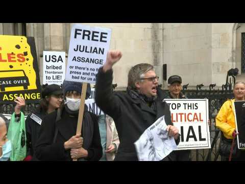 Assange supporters gather in London as US challenges extradition block in UK court