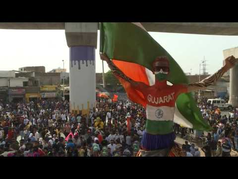 Fans arrive for Indian Premier League title clash in Ahmedabad