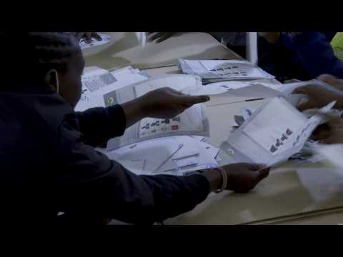 Kenya polling stations close as ballot counting begins in presidential election