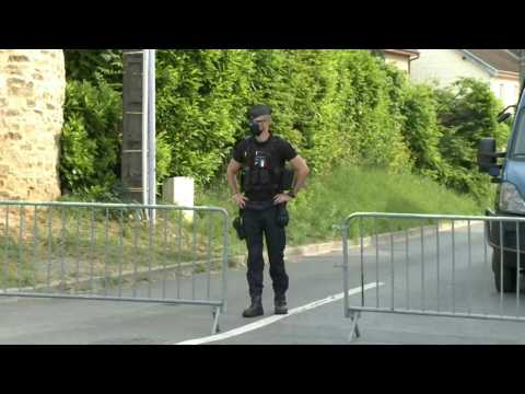 Searches begin anew for French schoolgirl killed in Ardennes