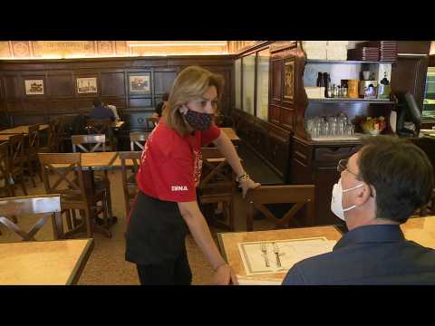 Rome restaurants and bars resume indoor service