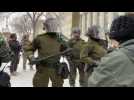 Ottawa: Riot police assemble as protesters defy orders to leave