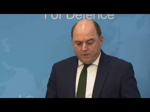 UK Defence Minister: 350 British troops to be sent to Polish Border
