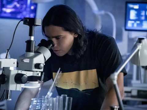 Flash (2014) - Teaser 2 - VO