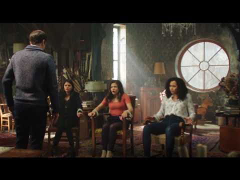 Charmed (2018) - Extrait 4 - VO