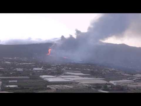 Experts measure toxic gas levels from Canary volcano lava hitting ocean