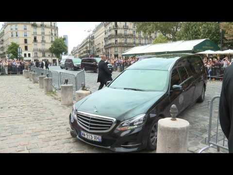 Casket carrying Jean-Paul Belmondo arrives at church in Paris ahead of service