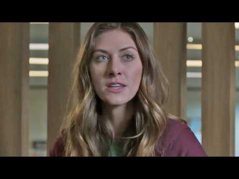 In the Dark (2019) - Bande annonce 1 - VO