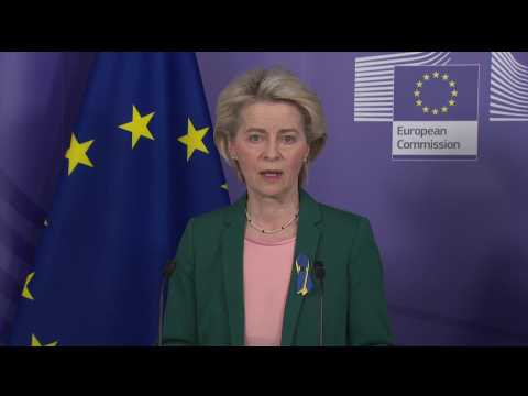 EU chief proposes sanctions on Russian coal, shipping