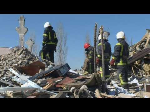 Search and rescue continues in Mykolaiv after large-scale air strike