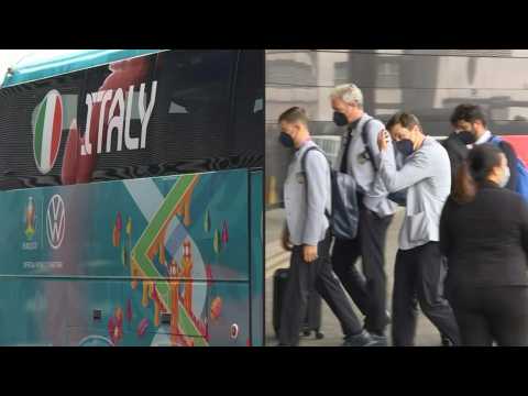 Euro 2020: Italy arrive at hotel in London ahead of semi-final