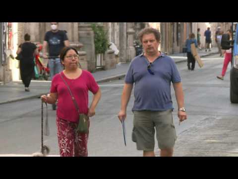 Italians walk mask-free in Rome as Italy becomes 'low-risk' coronavirus zone