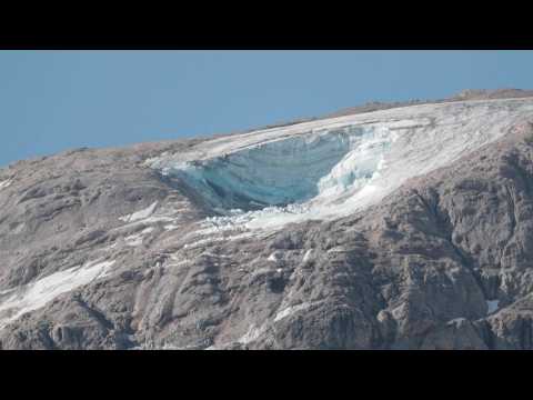 Rescue efforts continue overnight at collapsed glacier in Italy