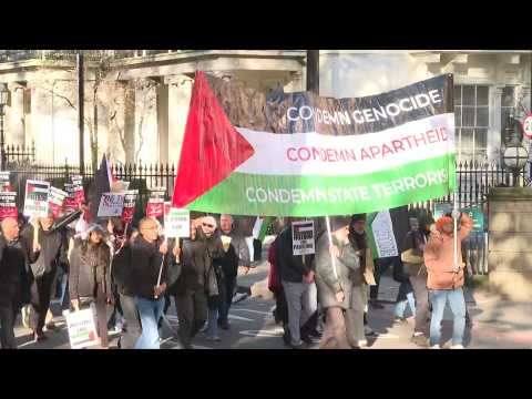 People march in pro-Palestinian demonstration in London