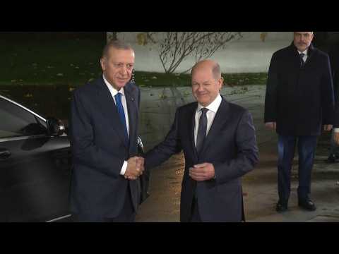German Chancellor Olaf Scholz welcomes Turkish President Erdoğan