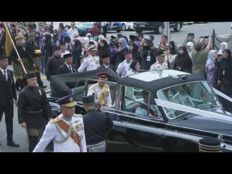 Leaders and blue bloods descend on Brunei for royal wedding climax