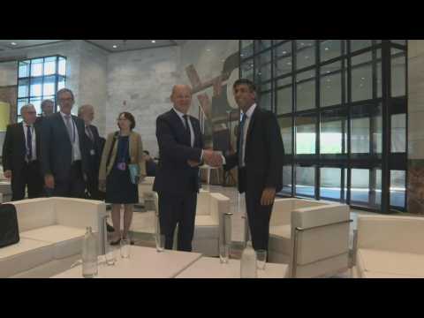 German Chancellor and UK Prime Minister meet at EPC summit