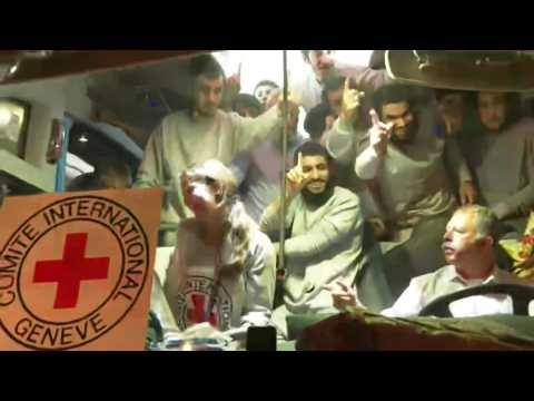 Released Palestinian prisoners arrive in Beitunia