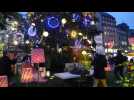 Strasbourg: environmental activists spray paint on Christmas tree