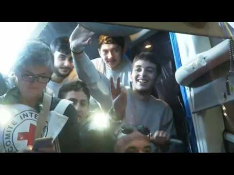 Thousands welcome released Palestinians prisoners in Ramallah