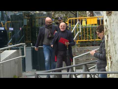 Spain coach de la Fuente leaves court after testifying in Rubiales World Cup kiss case