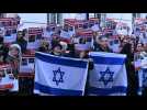 UK: Protesters outside Qatari embassy demand Hamas release Israeli hostages
