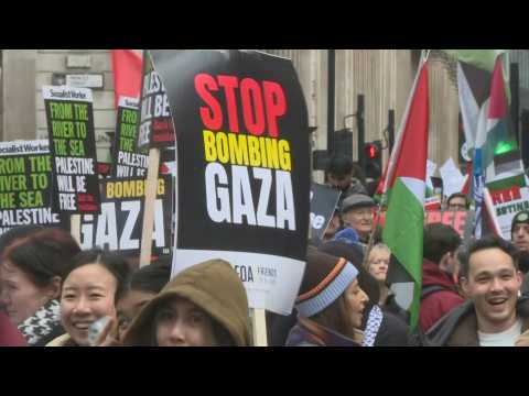 Thousands attend Pro-Palestinian protest in London