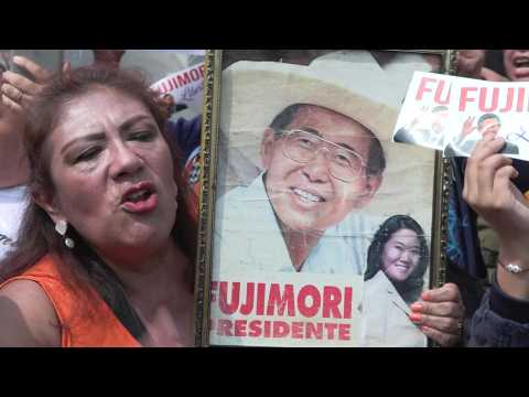 Supporters of ex-Peru president Fujimori gather outside prison as court orders release