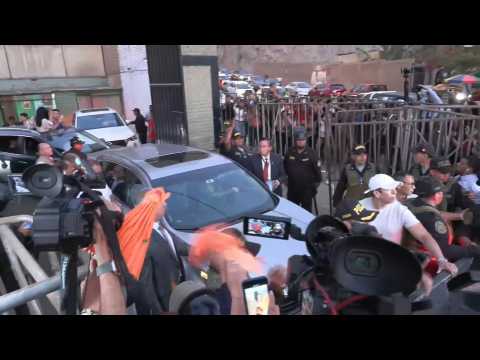 Peru ex-president Fujimori drives off after pardon reinstated