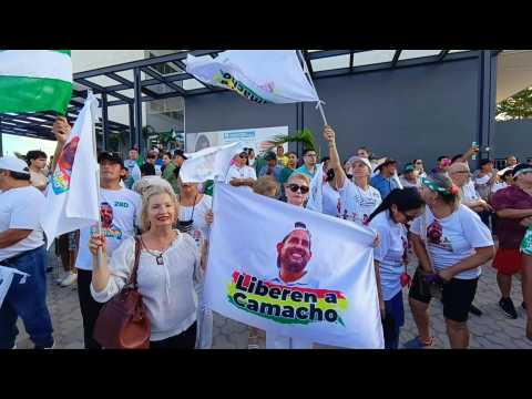 Bolivians call for release of opposition leader one year after arrest