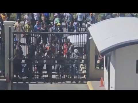 Protesters approach parliament, PM’s house in Papa New Guinea unrest